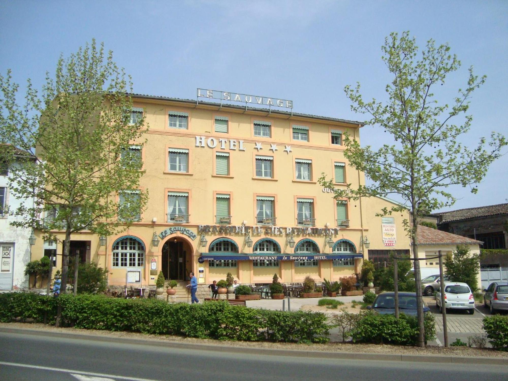 Hotel Le Sauvage Турню Екстериор снимка